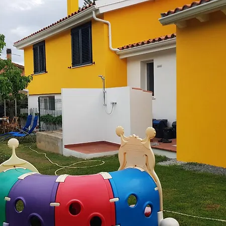 Appi Family Vila Capoterra